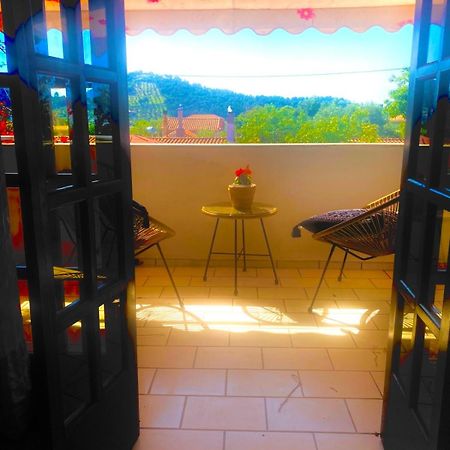 Oasis Aparthotel Skiathos-stad Buitenkant foto