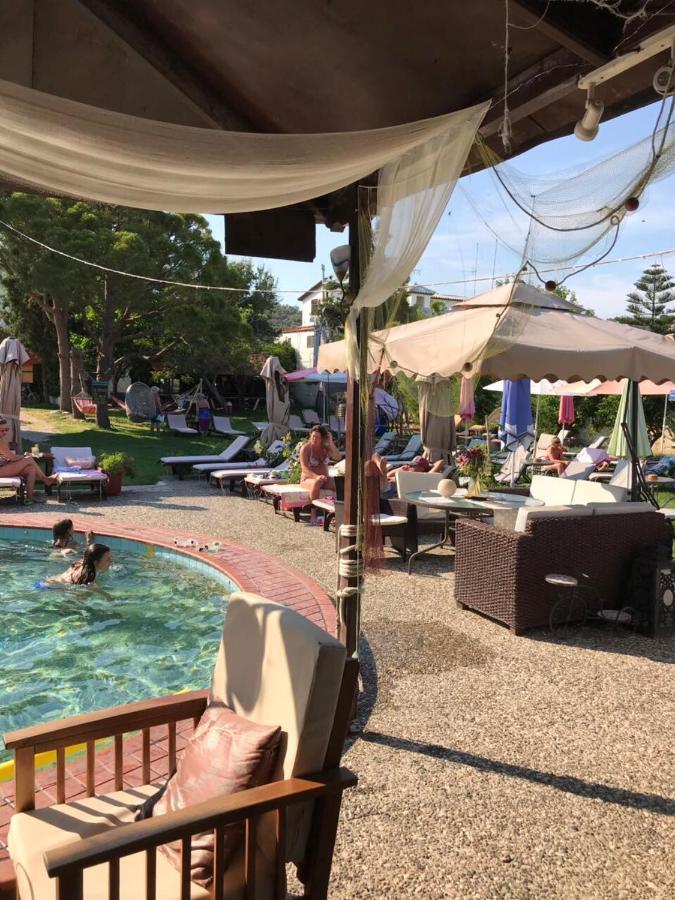 Oasis Aparthotel Skiathos-stad Buitenkant foto